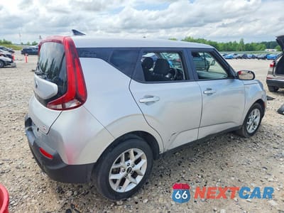 Trzecie zdjęcie samochodu z tyłu: 2021 KIA SOUL S VIN:KNDJ23AU8M7756593 - miniatura