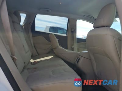 Zdjęcie 10 z 12 samochodu: 2019 JEEP CHEROKEE LATITUDE VIN:1C4PJMCB1KD315529 - miniatura