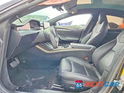 Zdjęcie 7 z 13 samochodu: 2021 TESLA MODEL S VIN:5YJSA1E68MF439365 - miniatura