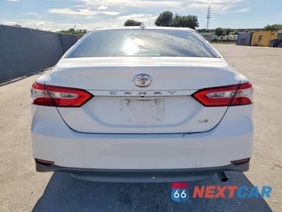 Zdjęcie 6 z 12 samochodu: 2020 TOYOTA CAMRY LE VIN:4T1C11AK1LU938386 - miniatura