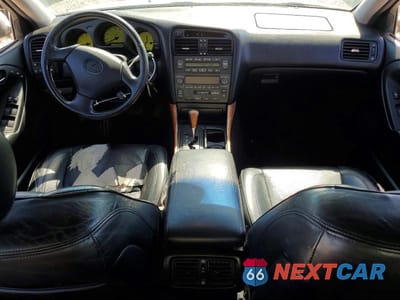 Zdjęcie 8 z 12 samochodu: 2000 LEXUS GS 300 VIN:JT8BD68S7Y0105781 - miniatura
