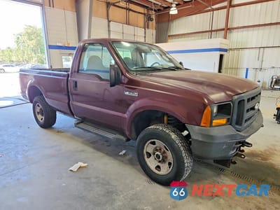Czwarte zdjęcie samochodu z boku: 2006 FORD F250 SUPER DUTY VIN:1FTNF21526EC05325 - miniatura