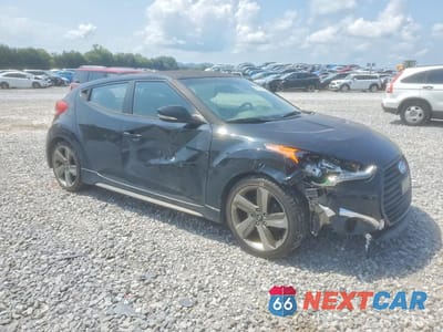 Czwarte zdjęcie samochodu z boku: 2013 HYUNDAI VELOSTER TURBO VIN:KMHTC6AE9DU134680 - miniatura