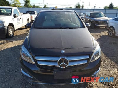 Piąte zdjęcie samochodu w środku: 2014 MERCEDES-BENZ B ELECTRIC VIN:WDDVP9AB3EJ003729 - miniatura