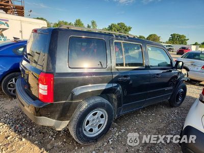 Trzecie zdjęcie samochodu z tyłu: 2014 JEEP PATRIOT SPORT VIN:1C4NJPBB0ED722109 - miniatura