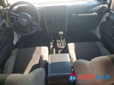 Zdjęcie 8 z 12 samochodu: 2007 JEEP WRANGLER X VIN:1J4GA39167L201865 - miniatura