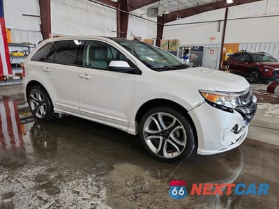 Czwarte zdjęcie samochodu z boku: 2013 FORD EDGE SPORT VIN:2FMDK3AK9DBE33636 - miniatura