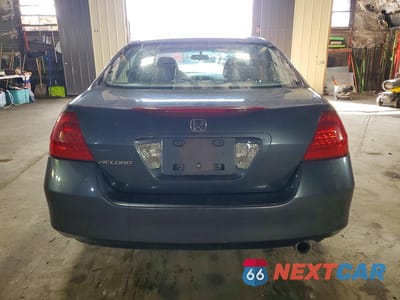 Zdjęcie 6 z 12 samochodu: 2006 HONDA ACCORD LX VIN:JHMCM56476C002066 - miniatura