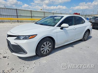 2022 TOYOTA CAMRY LE 4T1C31AK2NU592913 - główne zdjęcie licytacji z USA - miniatura