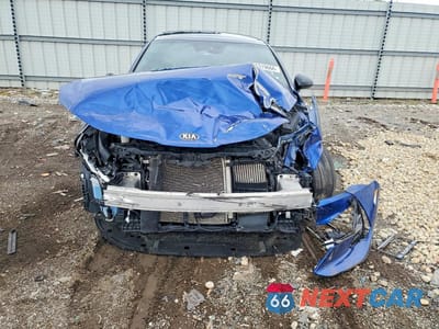 Piąte zdjęcie samochodu w środku: 2021 KIA K5 VIN:5XXG64J23MG040906 - miniatura