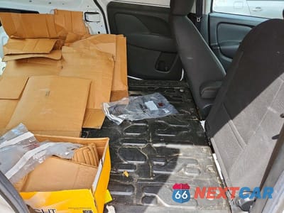 Zdjęcie 11 z 13 samochodu: 2017 RAM PROMASTER CITY ST DELIVERY VAN VIN:ZFBERFAB8H6E93505 - miniatura