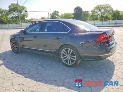 Drugie zdjęcie samochodu z przodu: 2017 VOLKSWAGEN PASSAT R-LINE VIN:1VWDT7A3XHC019804 - miniatura