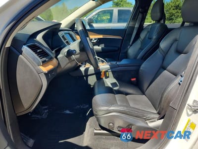 Zdjęcie 7 z 12 samochodu: 2021 VOLVO XC90 T6 MOMENTUM VIN:YV4A22PK4M1679284 - miniatura
