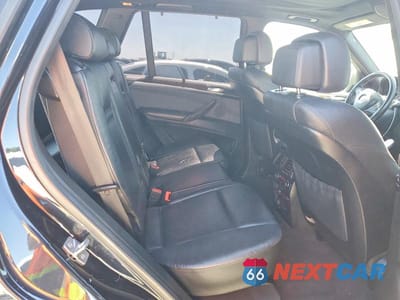 Zdjęcie 10 z 12 samochodu: 2011 BMW X5 XDRIVE50I VIN:5UXZV8C54BL417300 - miniatura