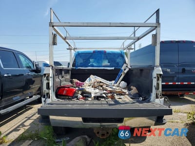Zdjęcie 6 z 13 samochodu: 2015 CHEVROLET SILVERADO K2500 HEAVY DUTY LT VIN:1GC1KVEG7FF109269 - miniatura