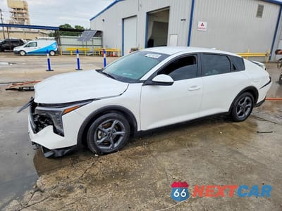 2025 KIA K4 LXS 3KPFT4DE8SE148969 - główne zdjęcie licytacji z USA - miniatura