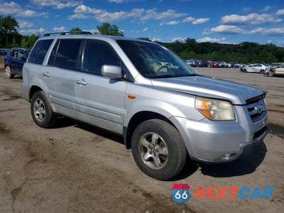 Czwarte zdjęcie samochodu z boku: 2008 HONDA PILOT EXL VIN:5FNYF18598B050500 - miniatura