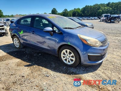 Czwarte zdjęcie samochodu z boku: 2016 KIA RIO VIN:KNADM4A35G6553933 - miniatura