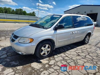 2007 DODGE GRAND CARAVAN SXT 2D8GP44L37R223155 - główne zdjęcie licytacji z USA - miniatura