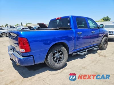 Trzecie zdjęcie samochodu z tyłu: 2018 RAM 1500 ST VIN:3C6RR7KT5JG225922 - miniatura