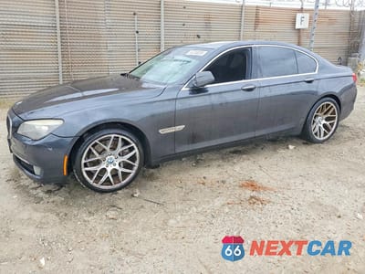 2011 BMW 750 XI WBAKC6C54BC394238 - główne zdjęcie licytacji z USA - miniatura