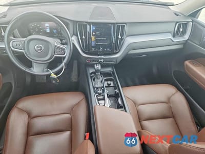 Zdjęcie 8 z 13 samochodu: 2020 VOLVO XC60 T5 MOMENTUM VIN:YV4102RK4L1553752 - miniatura