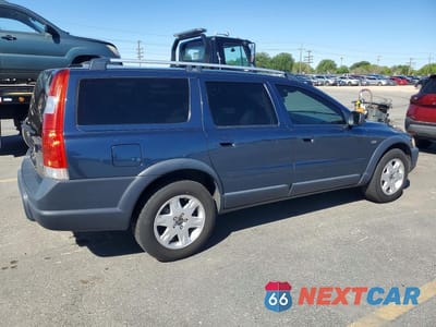 Trzecie zdjęcie samochodu z tyłu: 2005 VOLVO XC70 VIN:YV1SZ592551199705 - miniatura