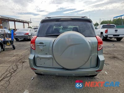 Zdjęcie 6 z 12 samochodu: 2006 TOYOTA RAV4 BASE VIN:JTMBD33V266015420 - miniatura