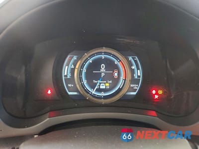 Zdjęcie 9 z 12 samochodu: 2016 LEXUS IS 200T VIN:JTHBA1D21G5011110 - miniatura