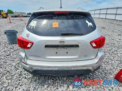 Zdjęcie 6 z 12 samochodu: 2018 NISSAN PATHFINDER SV VIN:5N1DR2MN7JC616217 - miniatura