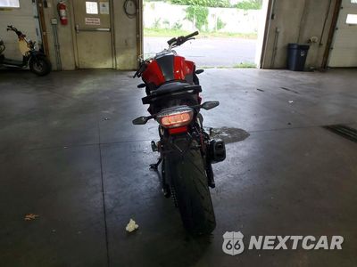 Czwarte zdjęcie samochodu z boku: 2024 BMW F 900 R VIN:WB10K1301R6J69849 - miniatura