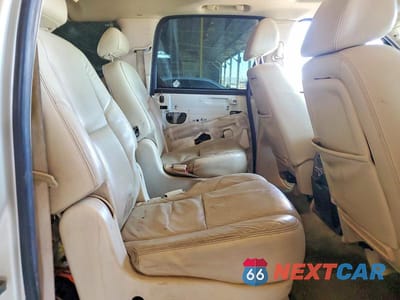 Zdjęcie 11 z 14 samochodu: 2008 CADILLAC ESCALADE ESV VIN:1GYFK66808R245838 - miniatura