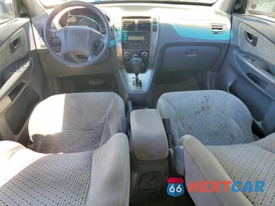 Zdjęcie 8 z 12 samochodu: 2005 HYUNDAI TUCSON GLS VIN:KM8JN12D15U086507 - miniatura