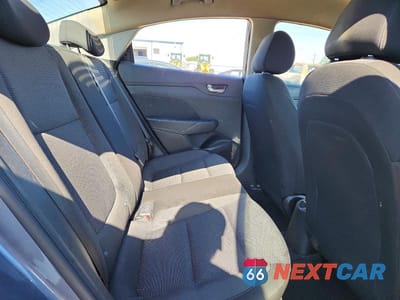 Zdjęcie 10 z 12 samochodu: 2019 HYUNDAI ACCENT SE VIN:3KPC24A37KE075554 - miniatura
