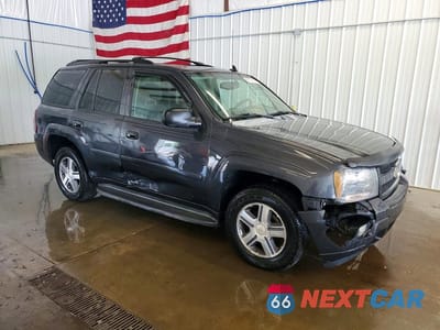 Czwarte zdjęcie samochodu z boku: 2007 CHEVROLET TRAILBLAZER LS VIN:1GNDT13S972249852 - miniatura