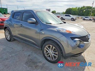 Czwarte zdjęcie samochodu z boku: 2011 NISSAN JUKE S VIN:JN8AF5MV7BT017101 - miniatura
