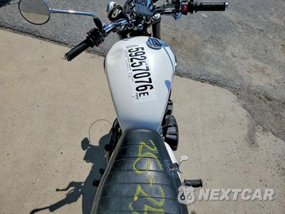 Zdjęcie 6 z 9 samochodu: 2013 TRIUMPH MOTORCYCLE BONNEVILLE VIN:SMT900K18DT588006 - miniatura