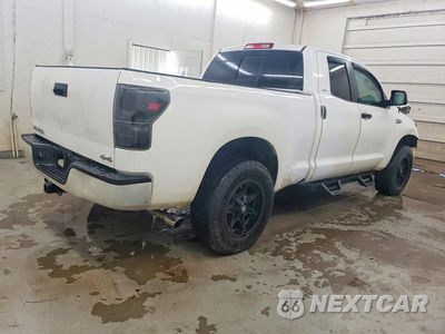 Trzecie zdjęcie samochodu z tyłu: 2011 TOYOTA TUNDRA DOUBLE CAB SR5 VIN:5TFUW5F13BX163863 - miniatura