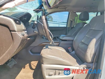 Zdjęcie 7 z 14 samochodu: 2015 GMC YUKON DENALI VIN:1GKS1CKJ2FR274287 - miniatura