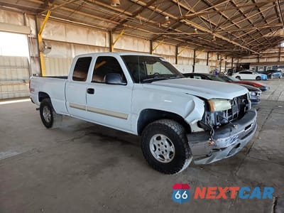 Czwarte zdjęcie samochodu z boku: 2003 CHEVROLET SILVERADO K1500 VIN:1GCEK19T53E325026 - miniatura
