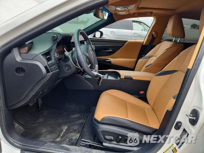 Zdjęcie 7 z 13 samochodu: 2025 LEXUS ES 300H BASE VIN:58ADA1C10SU071918 - miniatura