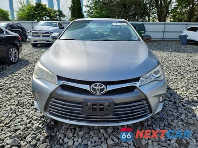 Piąte zdjęcie samochodu w środku: 2015 TOYOTA CAMRY LE VIN:4T4BF1FK4FR496848 - miniatura