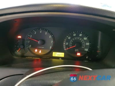 Zdjęcie 9 z 12 samochodu: 2005 HYUNDAI ELANTRA GLS VIN:KMHDN46D05U006123 - miniatura
