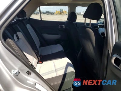 Zdjęcie 10 z 13 samochodu: 2025 HYUNDAI VENUE SEL VIN:KMHRC8A3XSU382518 - miniatura