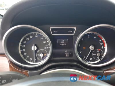 Zdjęcie 9 z 13 samochodu: 2015 MERCEDES-BENZ GL 550 4MATIC VIN:4JGDF7DE5FA456010 - miniatura