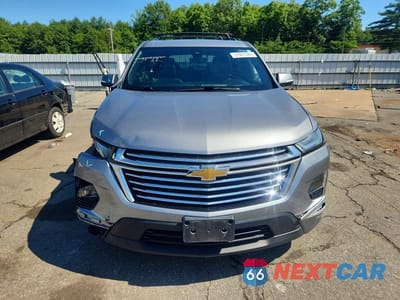 Piąte zdjęcie samochodu w środku: 2023 CHEVROLET TRAVERSE PREMIER VIN:1GNEVKKW8PJ190937 - miniatura