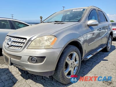 2006 MERCEDES-BENZ ML 500 4JGBB75E06A057815 - główne zdjęcie licytacji z USA - miniatura