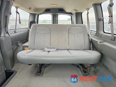 Zdjęcie 10 z 13 samochodu: 2007 CHEVROLET EXPRESS G1500 VIN:1GNFG15T271216555 - miniatura