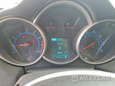 Zdjęcie 9 z 12 samochodu: 2015 CHEVROLET CRUZE LT VIN:1G1PC5SB3F7178365 - miniatura