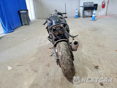 Czwarte zdjęcie samochodu z boku: 2026 SUZUKI GSX-R600 VIN:JS1GN7FA9T7100001 - miniatura